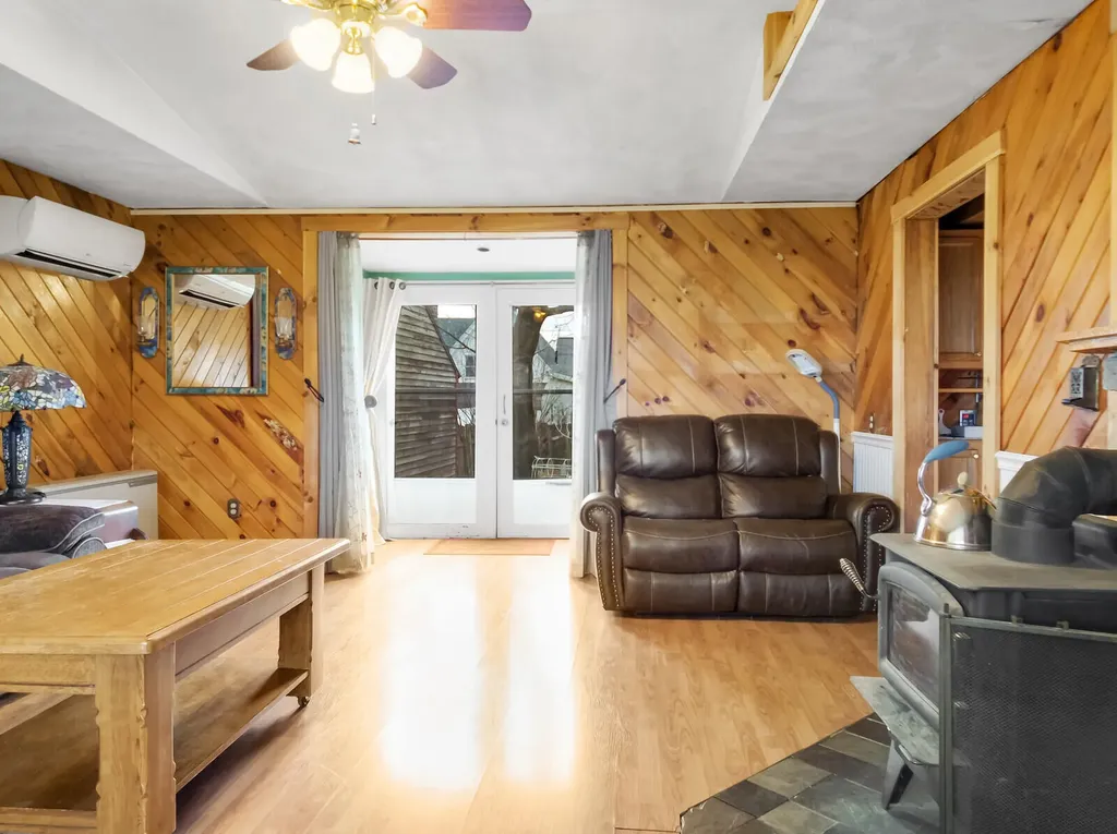 13 Trinity Street Rockland ME 04841