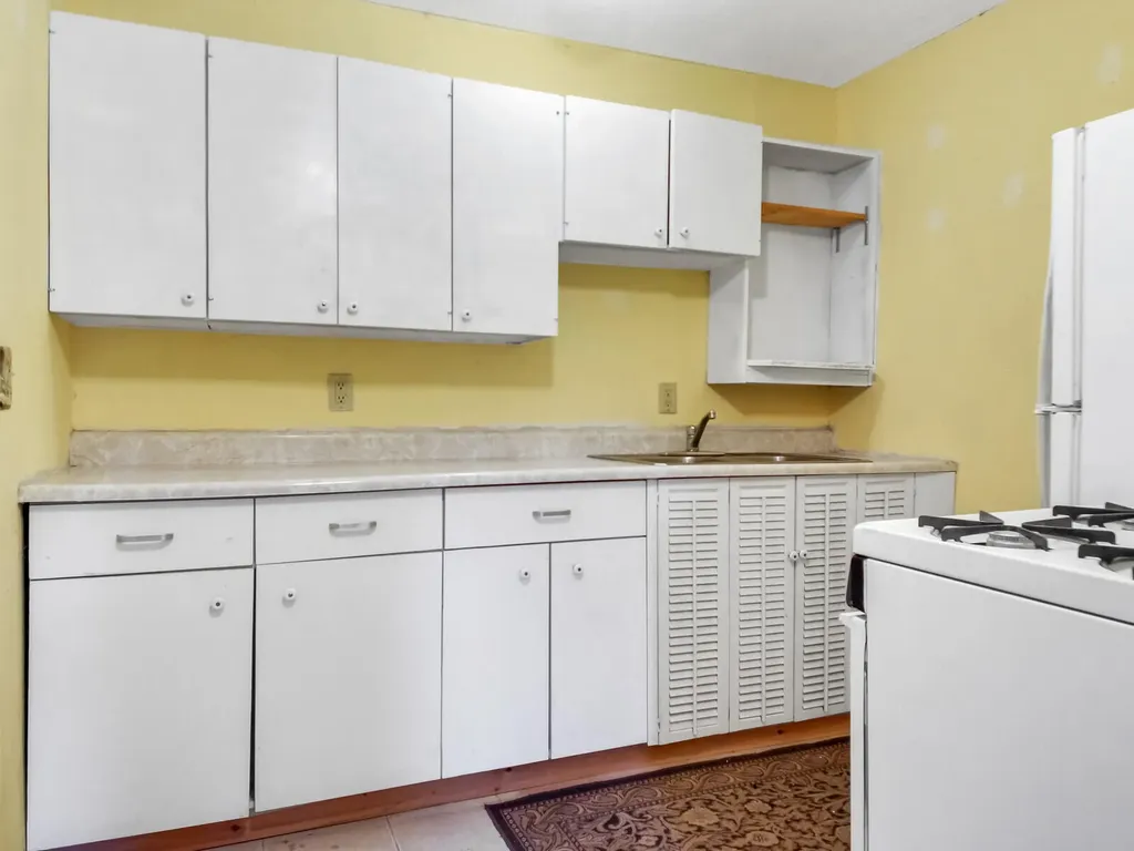13 Trinity Street Rockland ME 04841