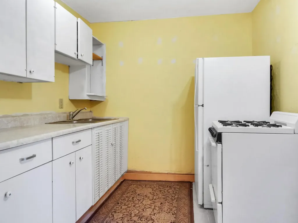 13 Trinity Street Rockland ME 04841