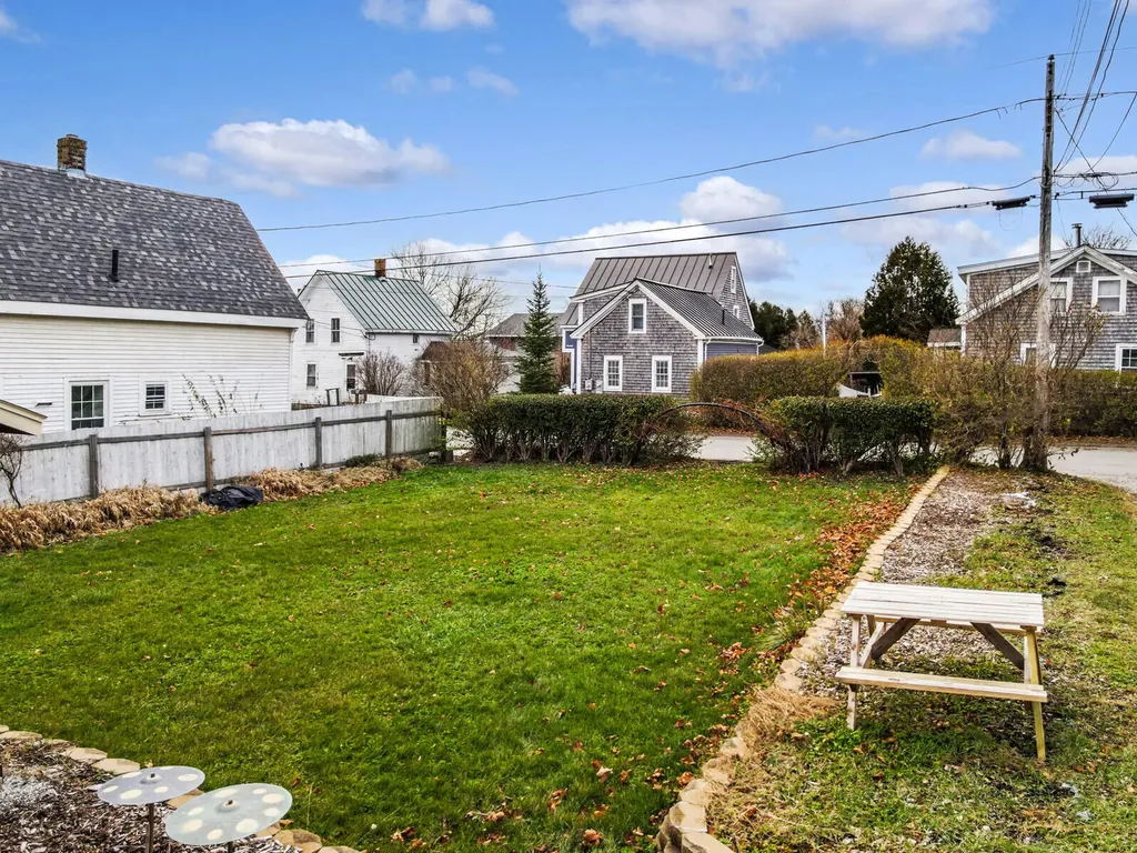 13 Trinity Street Rockland ME 04841