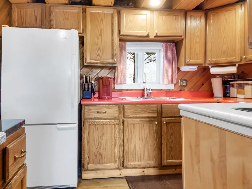 13 Trinity Street Rockland ME 04841