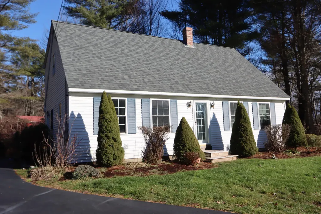 5 Mayflower Way Winthrop ME 04364