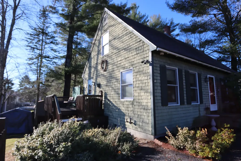 2 Pike Street Lisbon ME 04252
