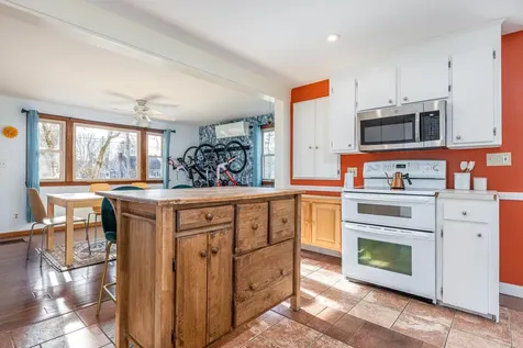 99 Melissa Drive Yarmouth ME 04096