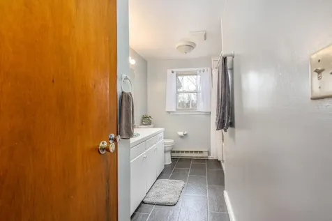 99 Melissa Drive Yarmouth ME 04096