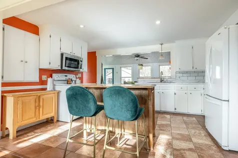 99 Melissa Drive Yarmouth ME 04096