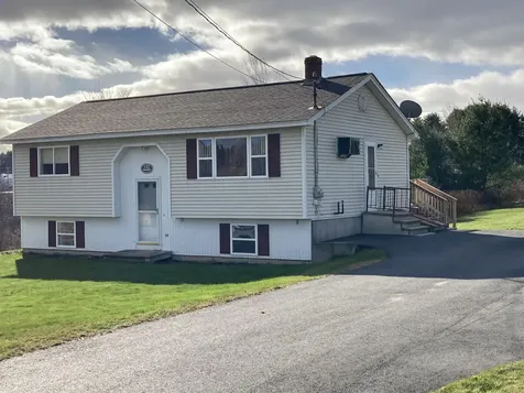 132 Meadow Lane Farmington ME 04938