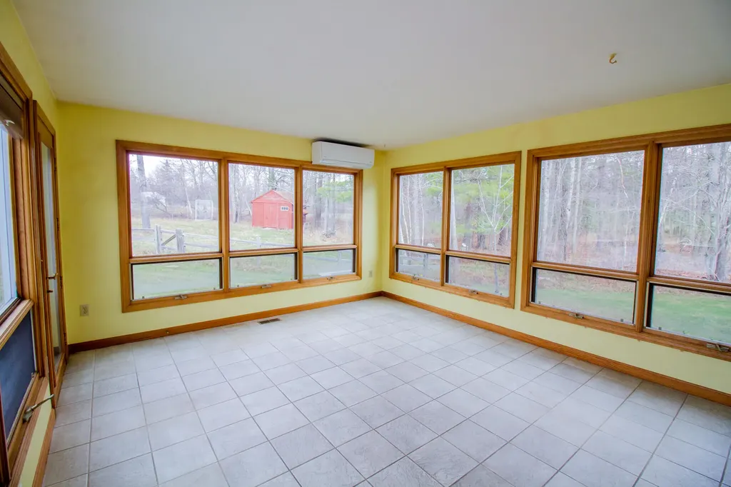 476 Swetts Pond Road Orrington ME 04474