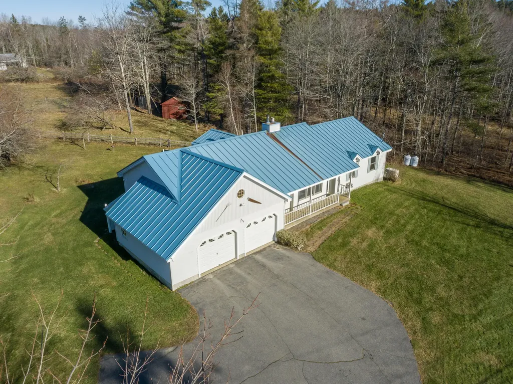 476 Swetts Pond Road Orrington ME 04474
