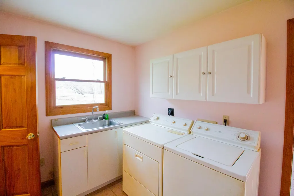 476 Swetts Pond Road Orrington ME 04474