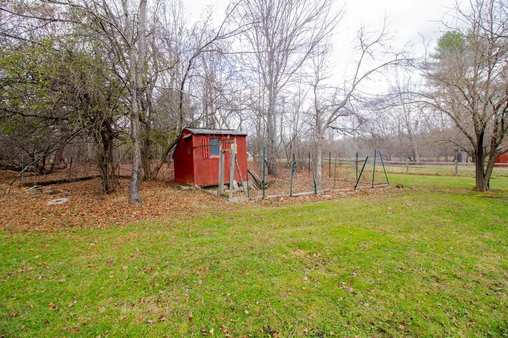 476 Swetts Pond Road Orrington ME 04474