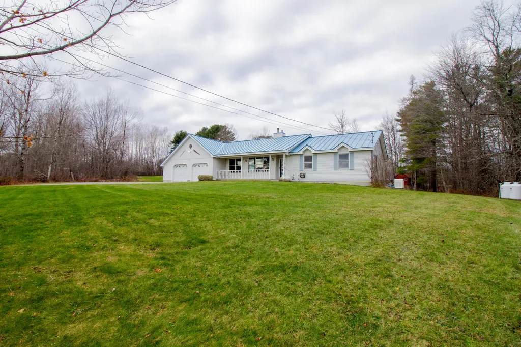 476 Swetts Pond Road Orrington ME 04474