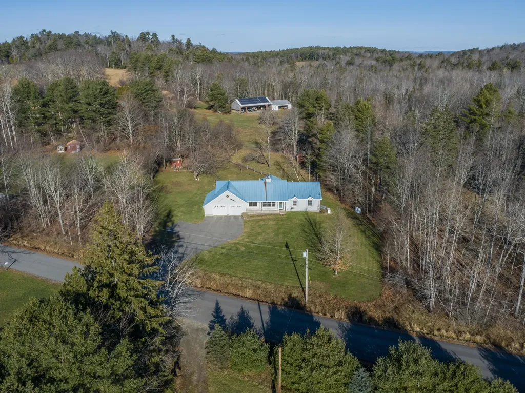 476 Swetts Pond Road Orrington ME 04474