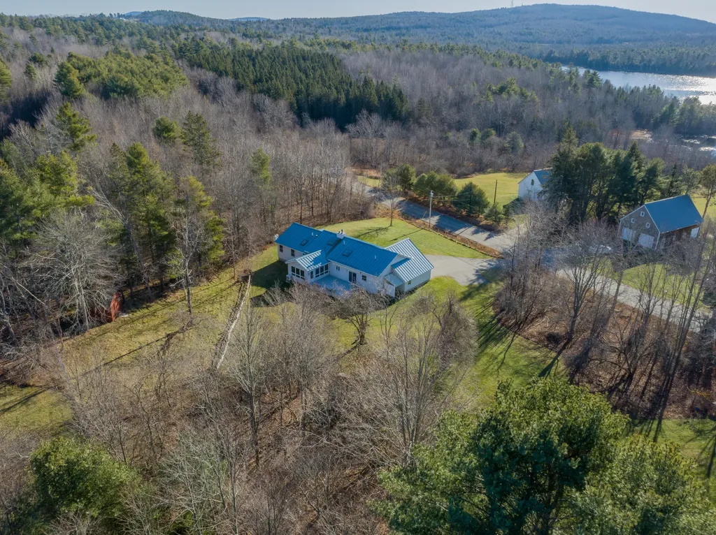476 Swetts Pond Road Orrington ME 04474