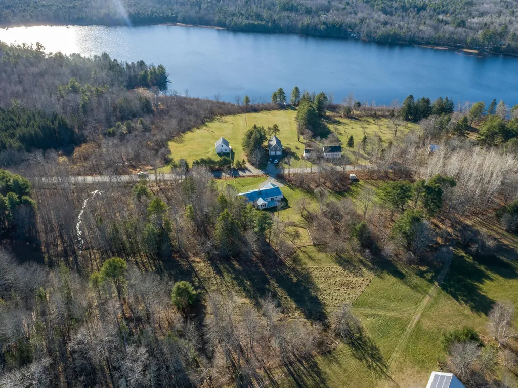 476 Swetts Pond Road Orrington ME 04474