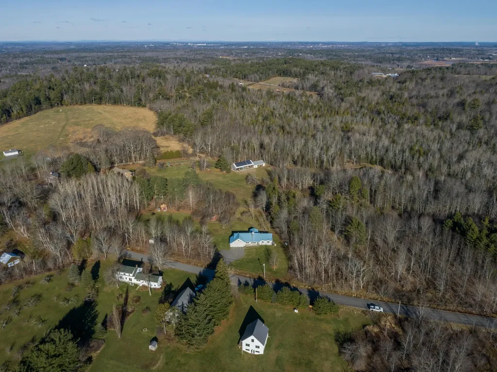 476 Swetts Pond Road Orrington ME 04474