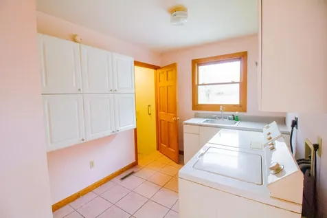476 Swetts Pond Road Orrington ME 04474