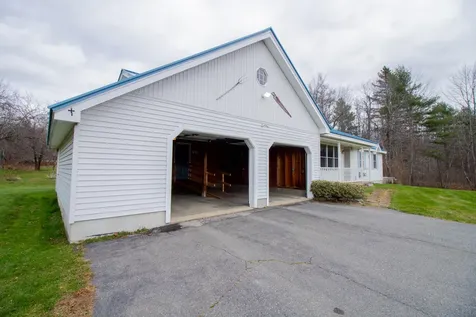 476 Swetts Pond Road Orrington ME 04474