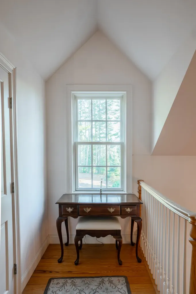 77 Goose Cove Lane Woolwich ME 04579