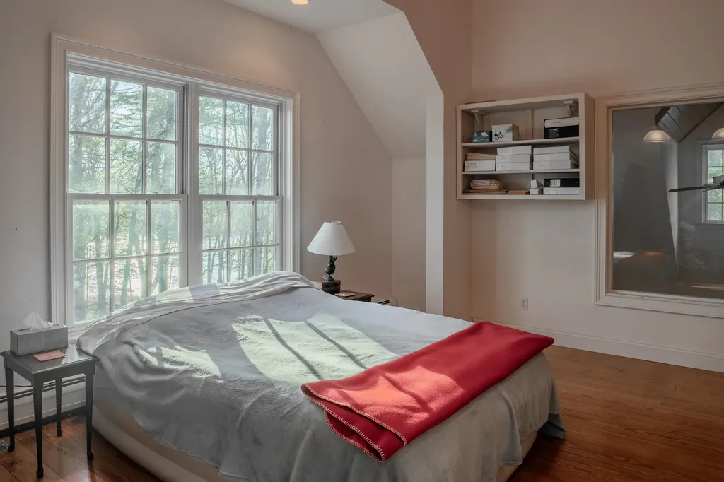 77 Goose Cove Lane Woolwich ME 04579