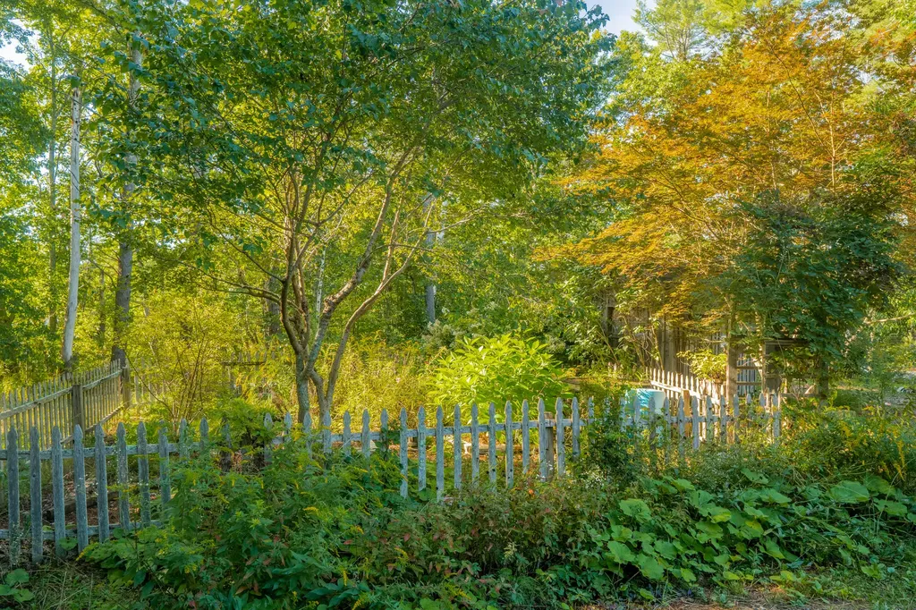 77 Goose Cove Lane Woolwich ME 04579