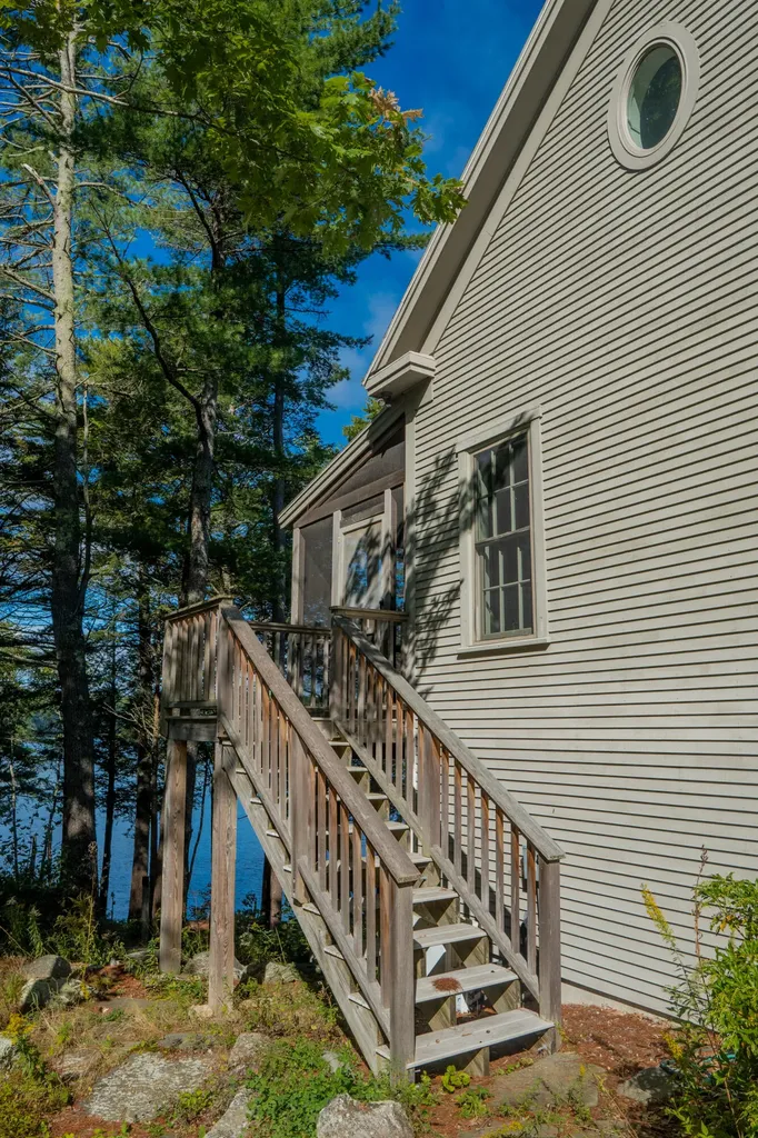 77 Goose Cove Lane Woolwich ME 04579