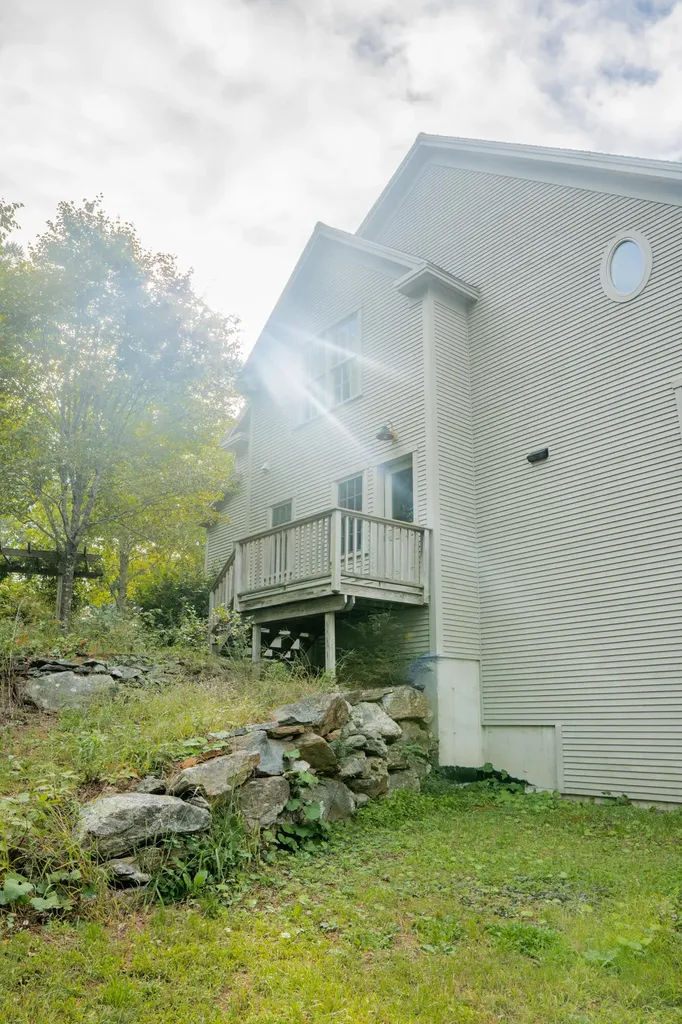 77 Goose Cove Lane Woolwich ME 04579