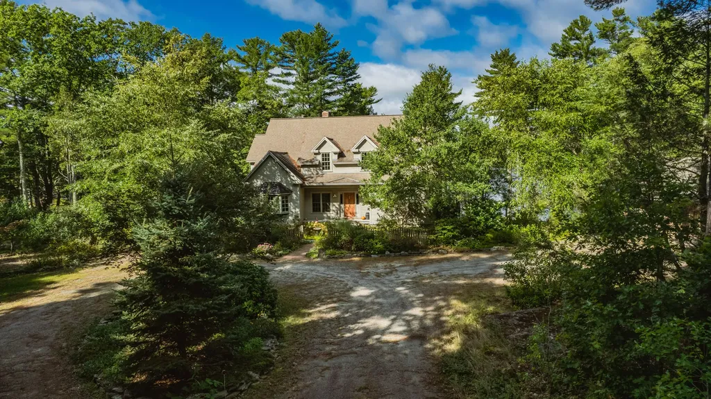 77 Goose Cove Lane Woolwich ME 04579