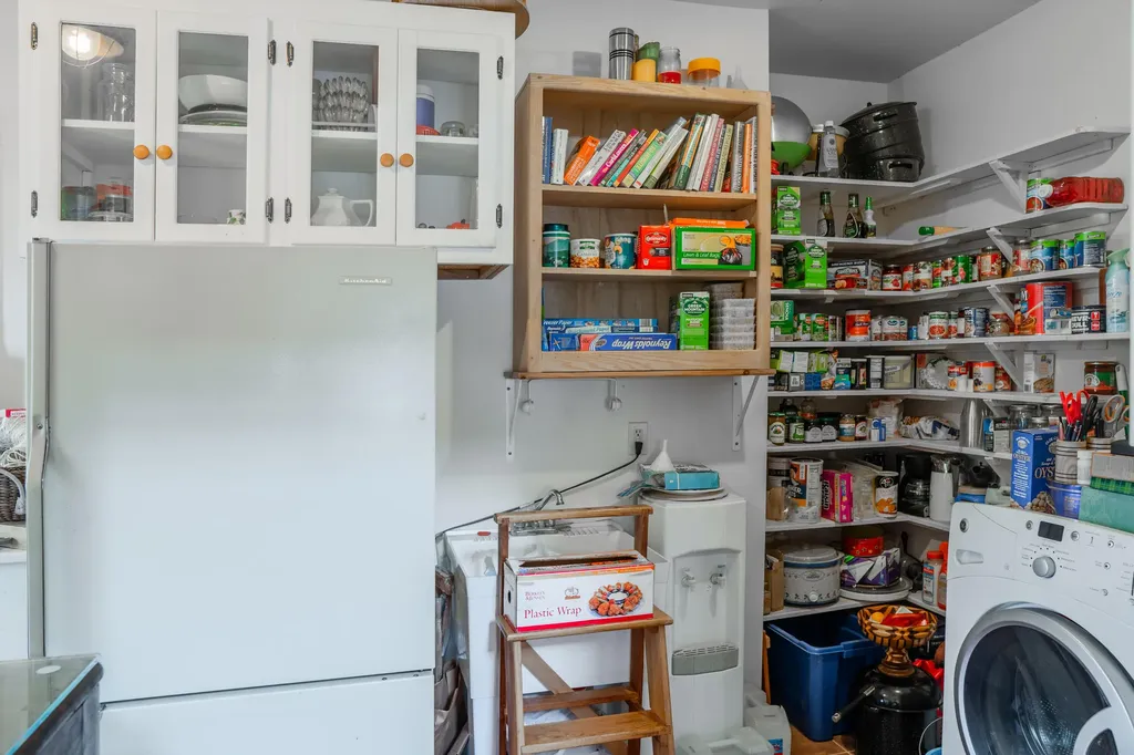 77 Goose Cove Lane Woolwich ME 04579