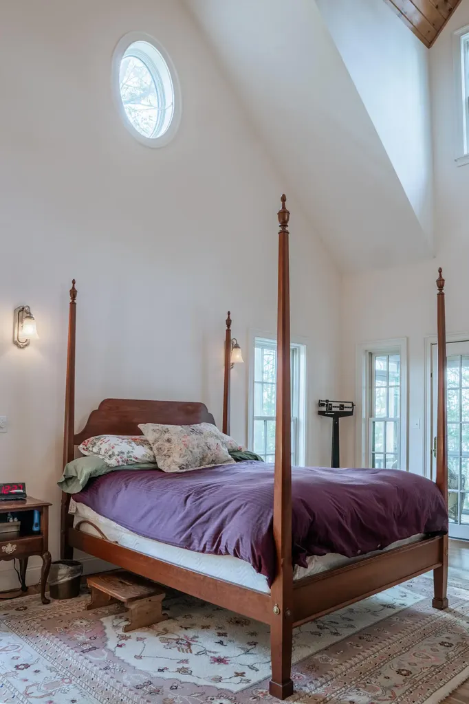 77 Goose Cove Lane Woolwich ME 04579