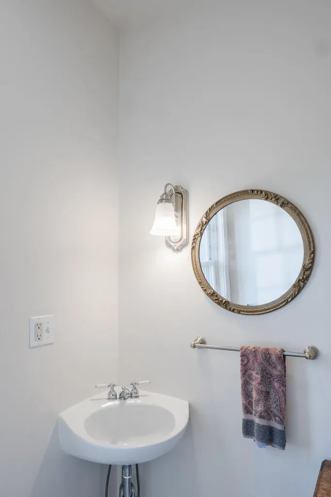 77 Goose Cove Lane Woolwich ME 04579