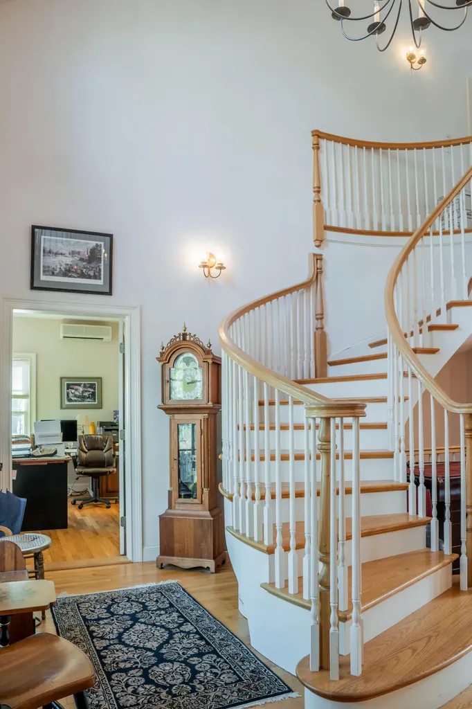 77 Goose Cove Lane Woolwich ME 04579