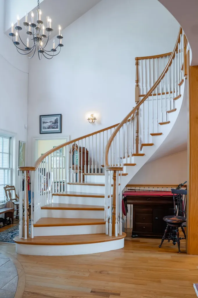 77 Goose Cove Lane Woolwich ME 04579