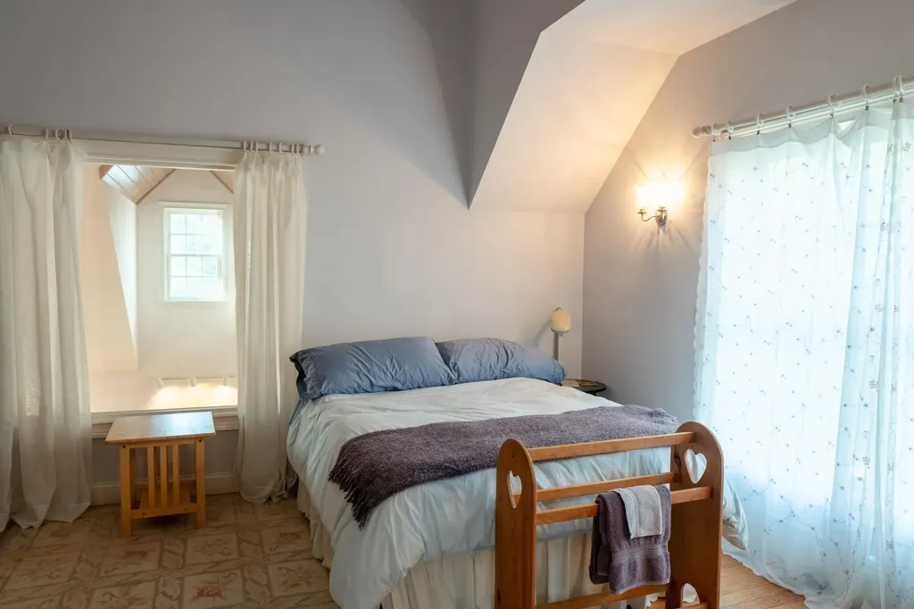 77 Goose Cove Lane Woolwich ME 04579