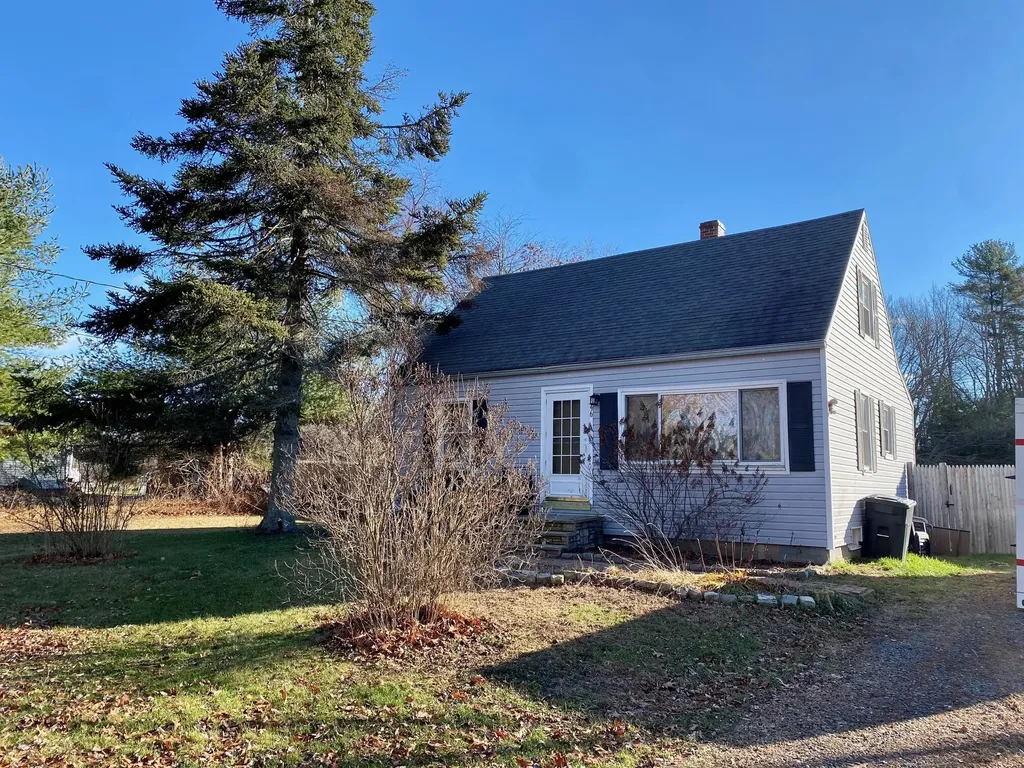46 Highland Cliff Road Windham ME 04062