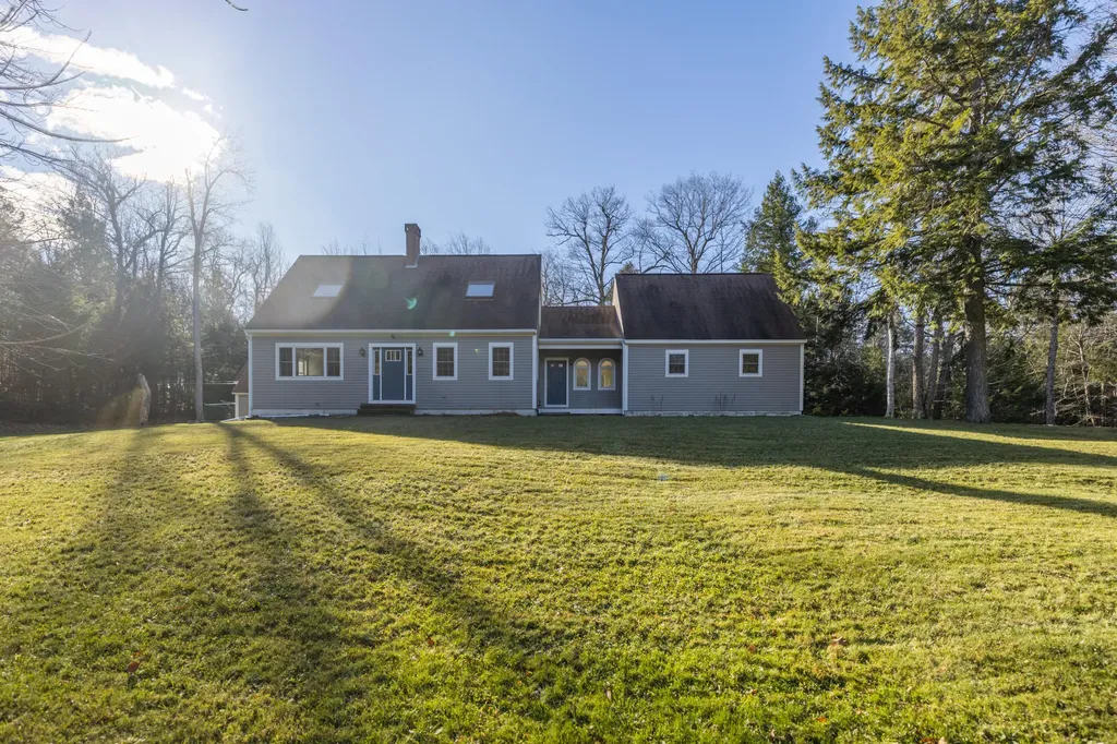 24 Stone Ridge Lane Bowdoin ME 04287