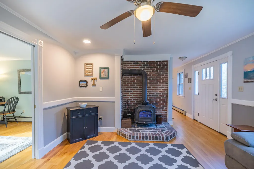 24 Stone Ridge Lane Bowdoin ME 04287