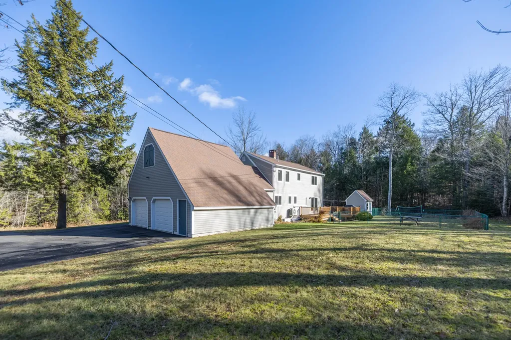 24 Stone Ridge Lane Bowdoin ME 04287