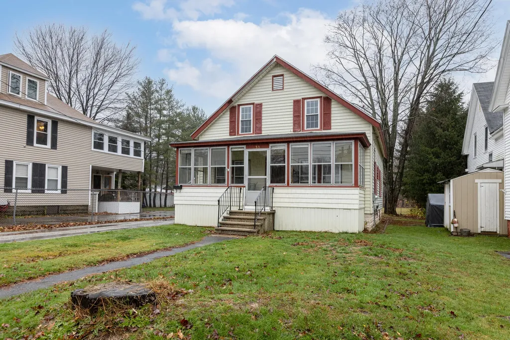 53 Myrtle Street Westbrook ME 04092