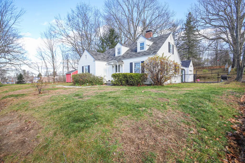 206 Water Street Randolph ME 04346