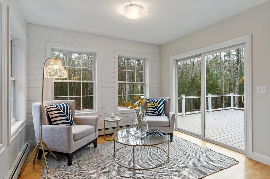 238 Holmes Road Scarborough ME 04074