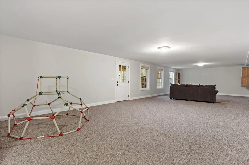 238 Holmes Road Scarborough ME 04074
