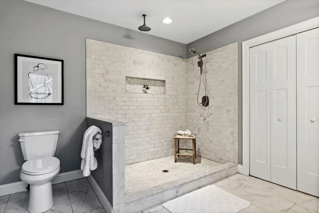 238 Holmes Road Scarborough ME 04074