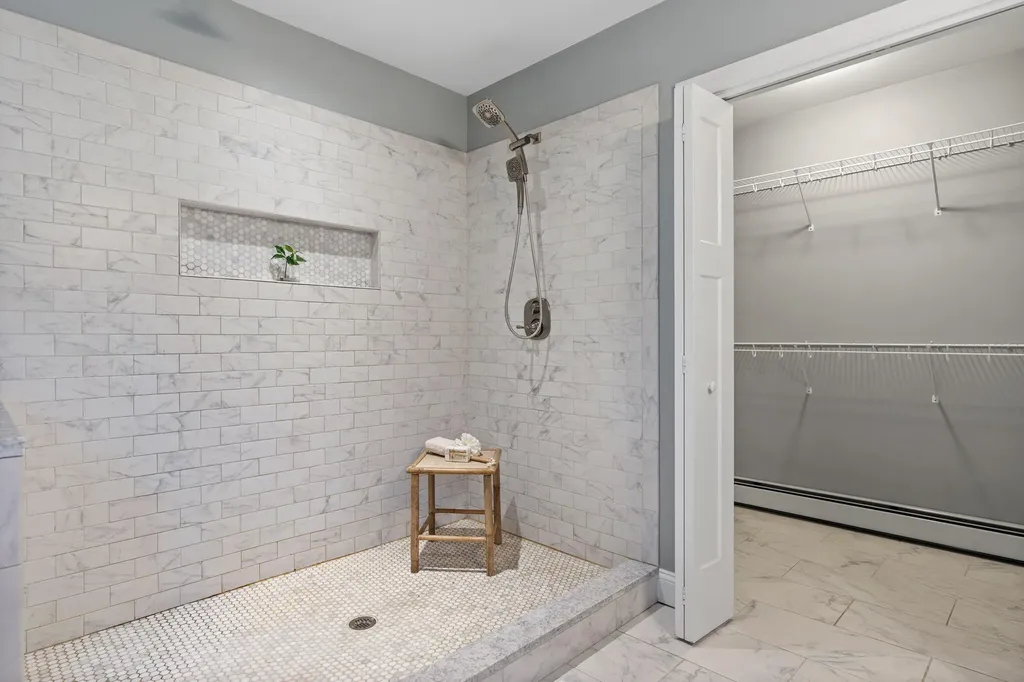 238 Holmes Road Scarborough ME 04074