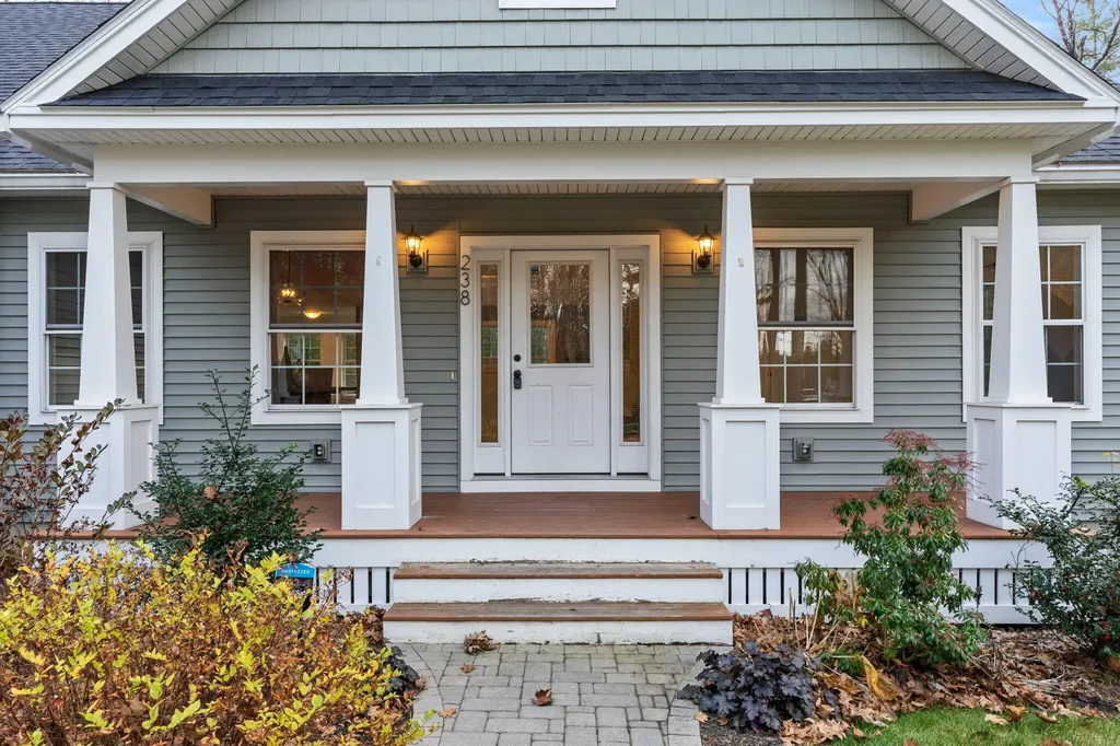 238 Holmes Road Scarborough ME 04074