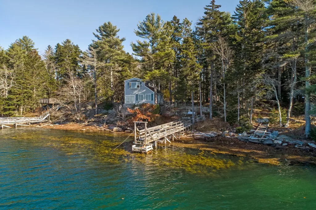 38 Samuels Landing Road Phippsburg ME 04562