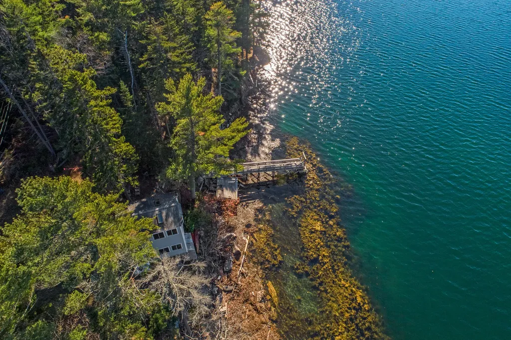 38 Samuels Landing Road Phippsburg ME 04562