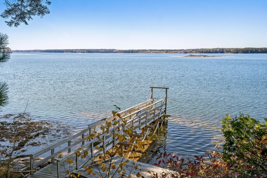 38 Samuels Landing Road Phippsburg ME 04562