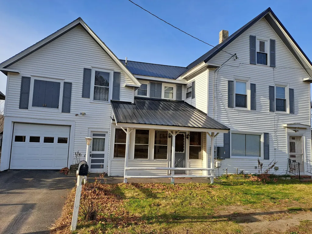17 Pleasant Street Brownville ME 04414