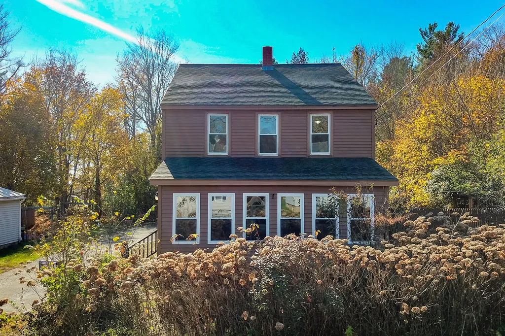 78 Oakland Street Waterville ME 04901